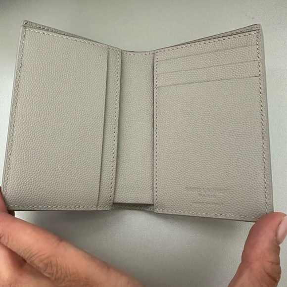 Saint Laurent YSL Bi-fold Wallet Leather Gray - Picture 4 of 9